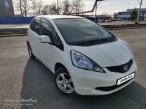 Honda Fit 1.3 CVT, 2010, 63 000 км, с пробегом, цена 890 000 руб.