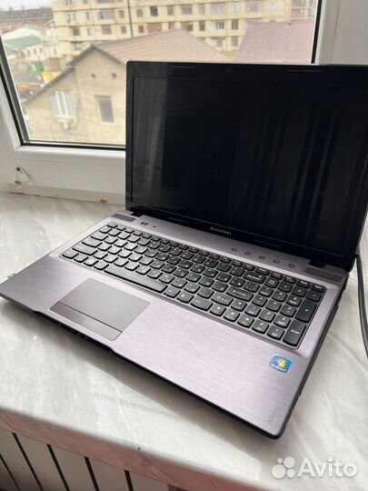 Ноутбук lenovo