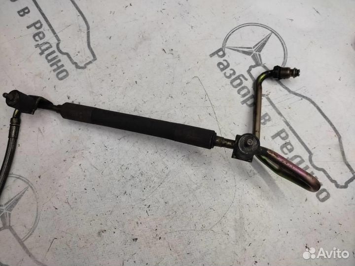 Трубка гура w220 S-class 113.960 02.2004