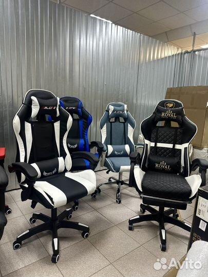 Компьютерное кресло с массажем