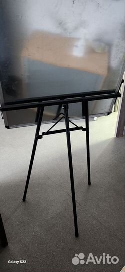 Магнитно маркерная доска на подставке Brauberg