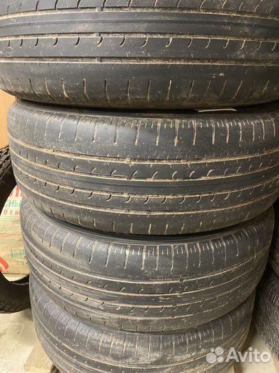 Goodyear EfficientGrip 2 SUV 215/60 R17
