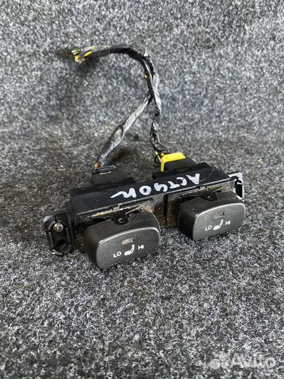 Кнопки подогрева сидений SsangYong New Actyon