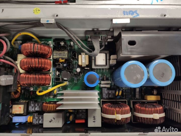 Ибп APC Smart-UPS RT 5000VA surt5000xli