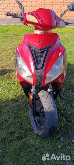 Скутер 80кубов