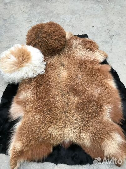 Папаха и шкура кавказская