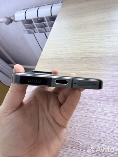 Xiaomi 13, 12/256 ГБ