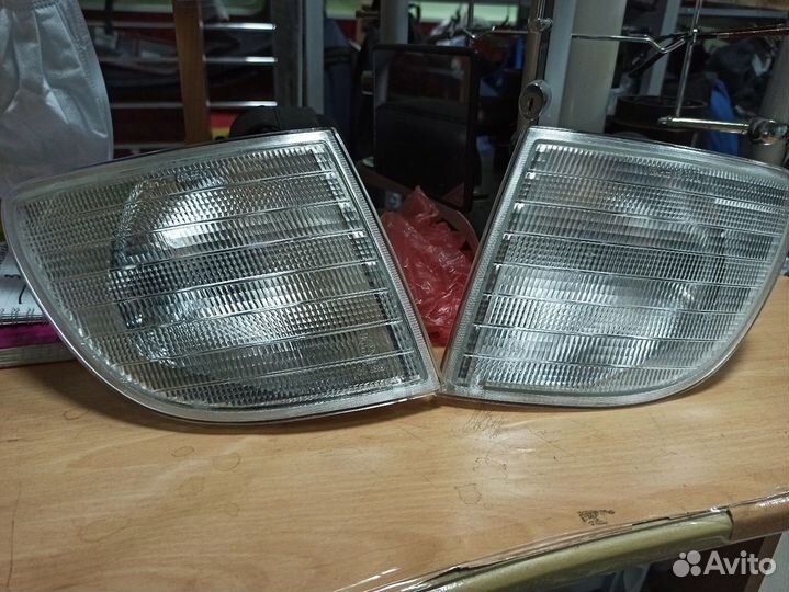 Поворотники Mercedes Vito 638