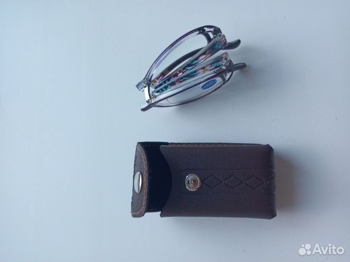 Очки для зрения +2, 5