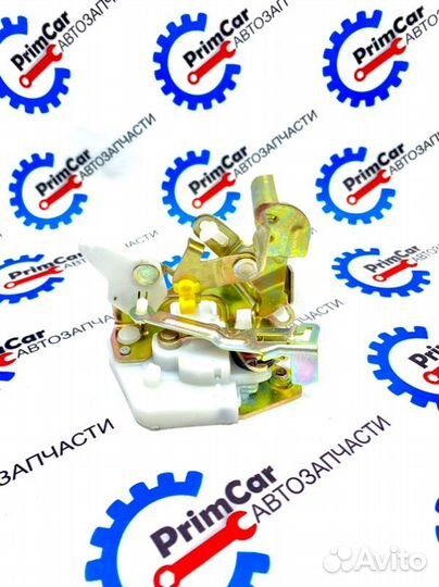 Замок двери задний правый Mitsubishi Pajero V31V