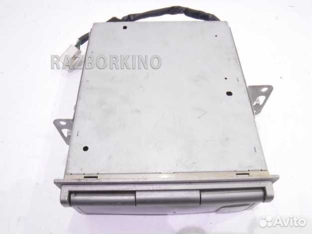 CD-чейнджер Ниссан Presage U30