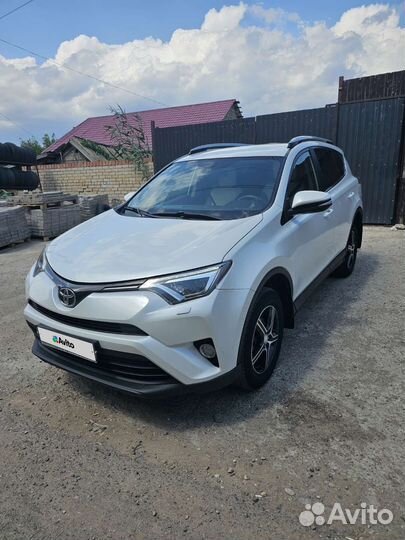 Toyota RAV4 2.2 AT, 2018, 145 000 км