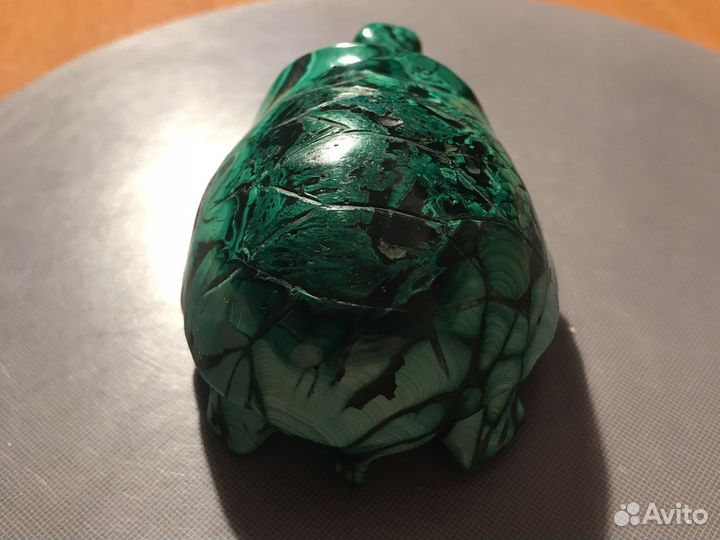 Фигурки из малахита