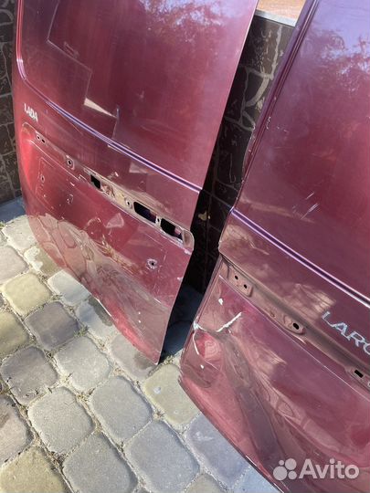 Дверь на LADA largus