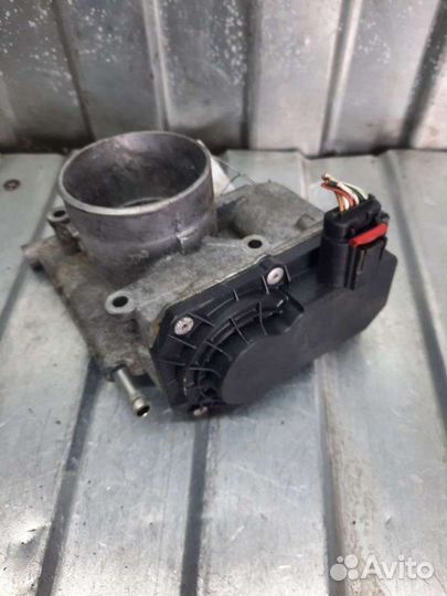Дроссельная заслонка Mazda 5 1 2.0 2008