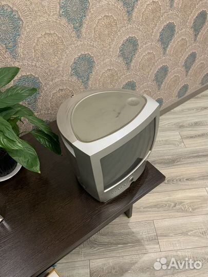 Телевизор samsung