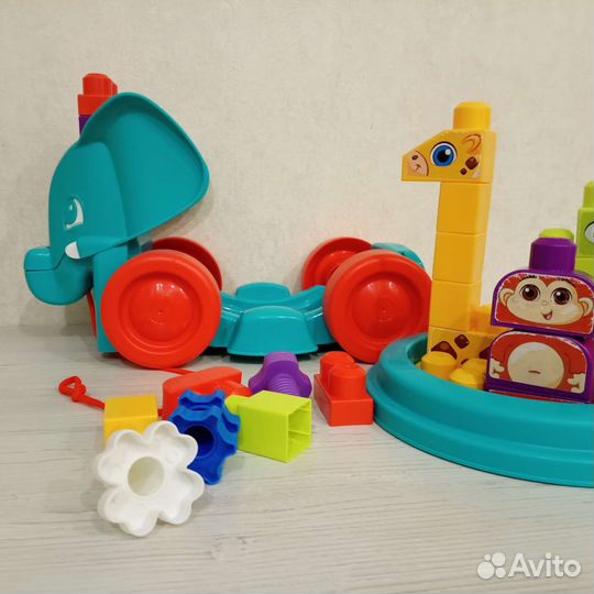 Лего мега блок Неуклюжий слон