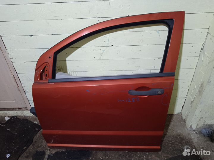 Дверь передняя левая Додж Калибр Dodge Caliber