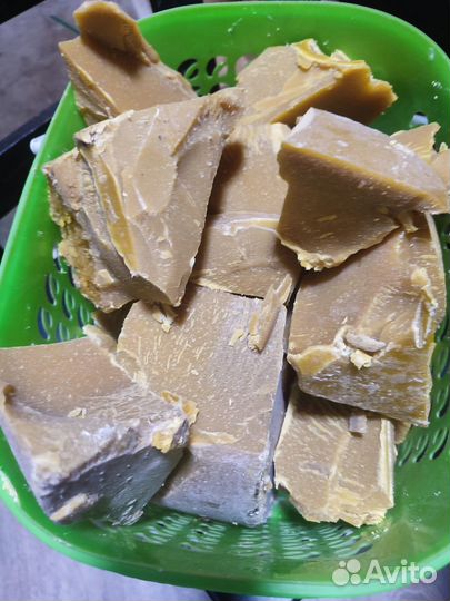 Воск пчелиный натуральный для свечей и косметики