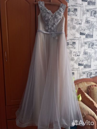 Вечернее платье