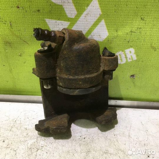 Суппорт передний левый Фольксваген Гольф 2 Джетт