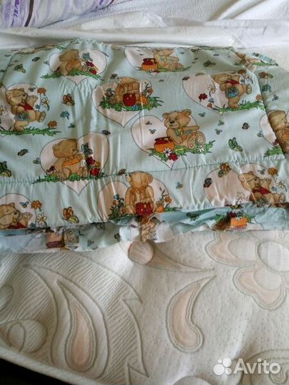 Бортик новый в кроватку детскую - 4 элемента