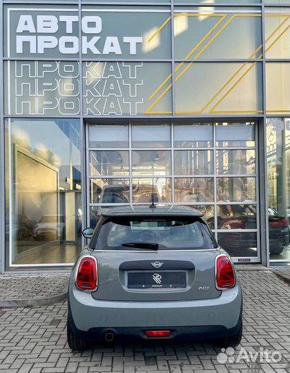 Прокат автомобиля Mini Cooper