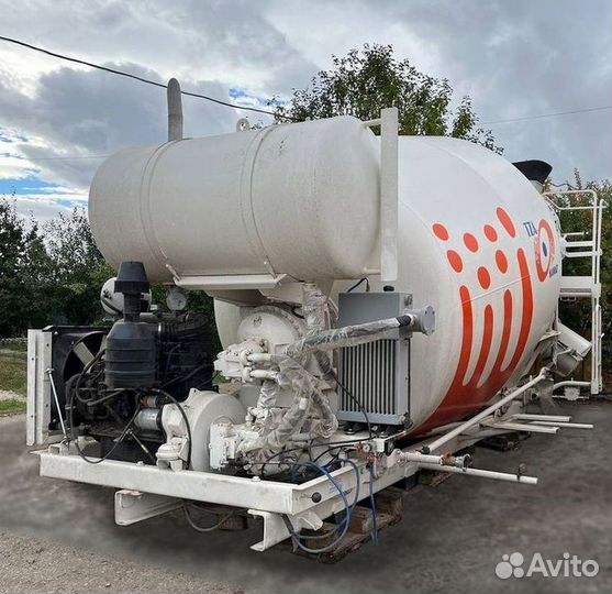 Водобак автобетоносмесителя