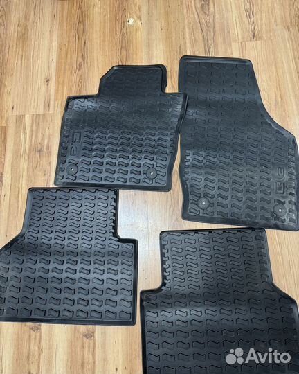 Коврики audi q3 8U1061501041 оригинал