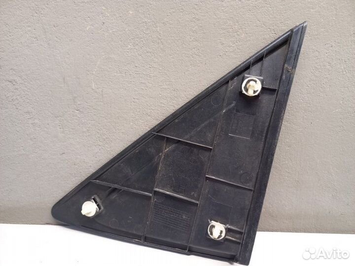 Накладка на крыло задняя левая Hyundai Solaris