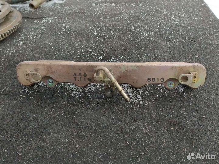 Топливная рампа с форсунками honda civic 4D