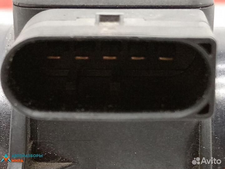 Расходомер воздуха Volvo S40 рест. 2004 30611533