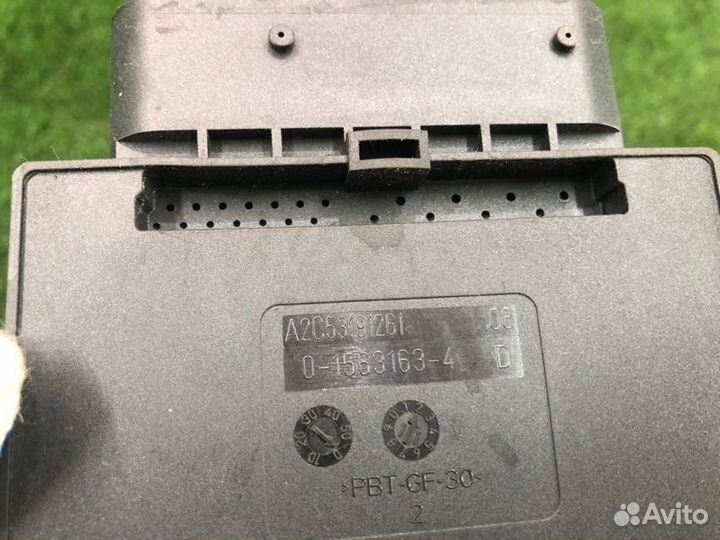 Блок ручника Bmw 5 F10 N52B25 2011