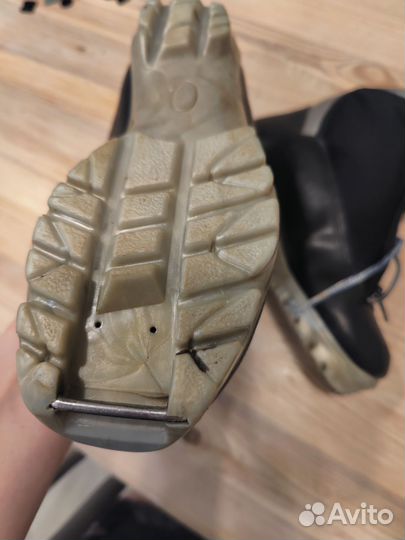 Лыжные ботинки детские 35 размер