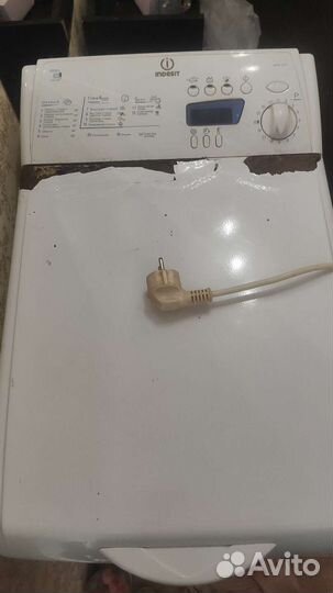 Стиральная машина с вертикальной загрузкой