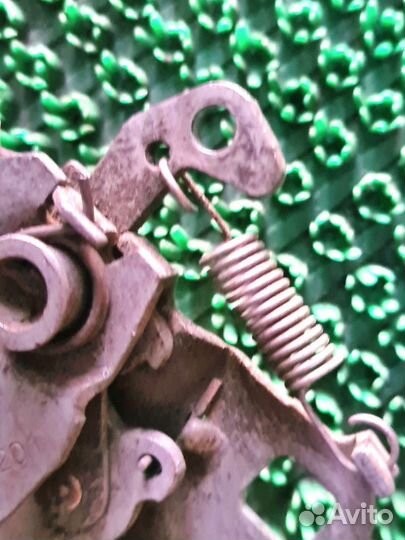 Замок капота peugeot 607