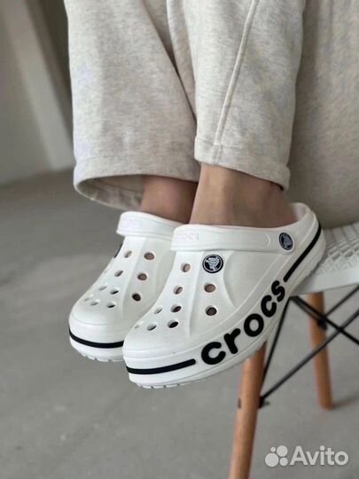 Crocs женские