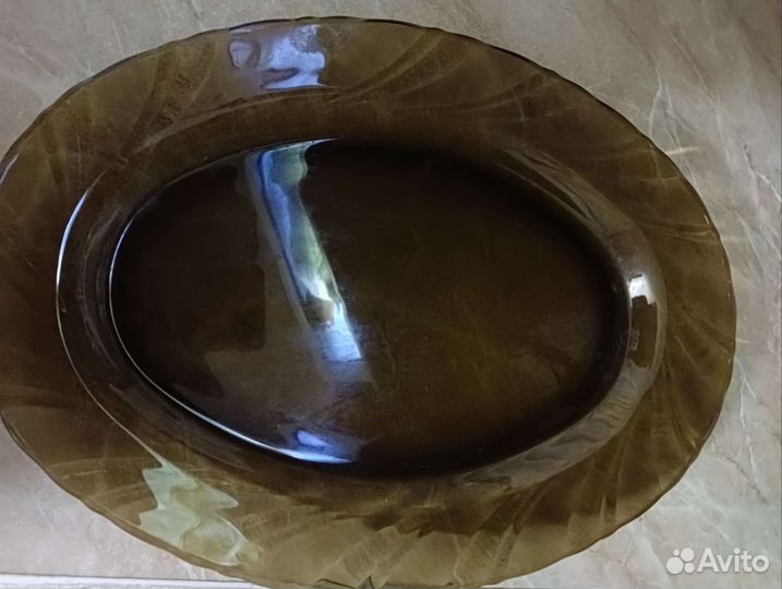 Большая тарелка для нарезки без сколов