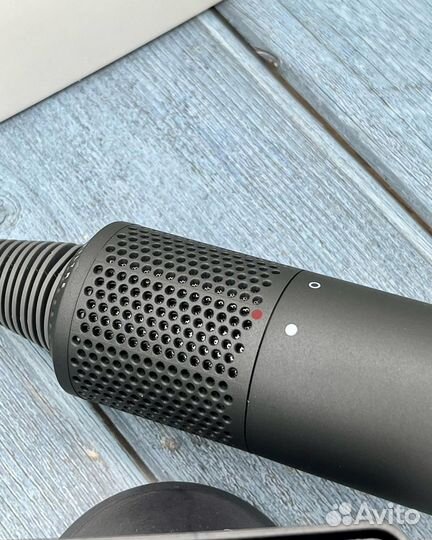 Фен Dyson Supersonic