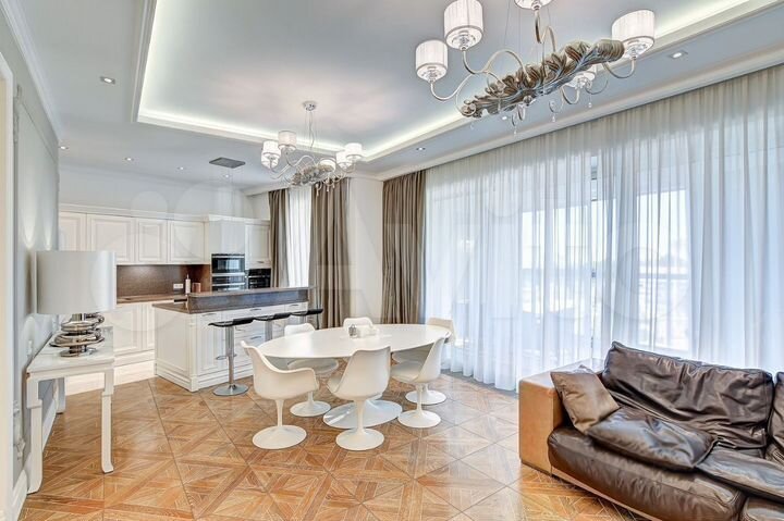 3-к. апартаменты, 115 м², 4/7 эт.