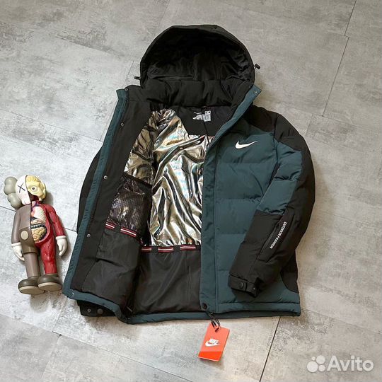 Зимние куртки Nike