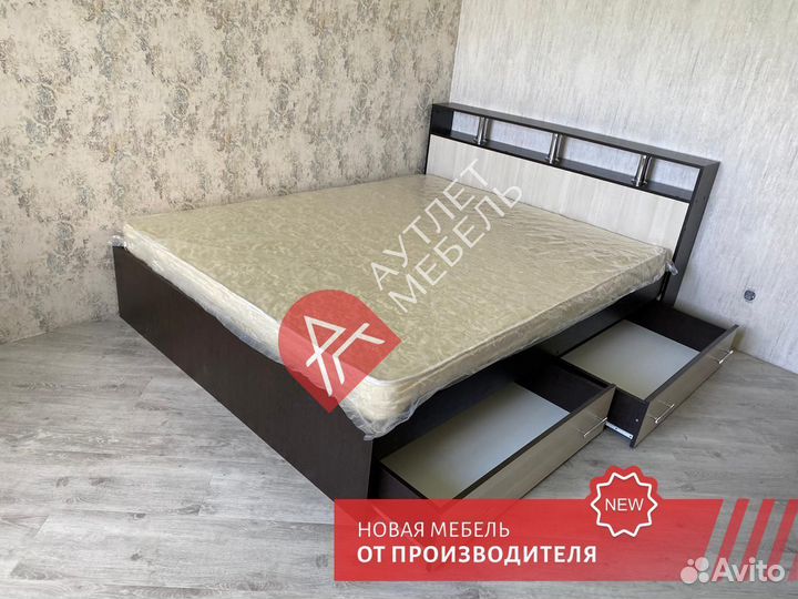 Кровать