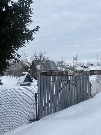 Дом 26 м² на участке 8 сот.