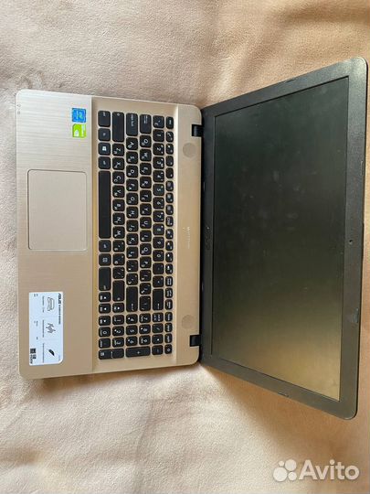 Ноутбук asus