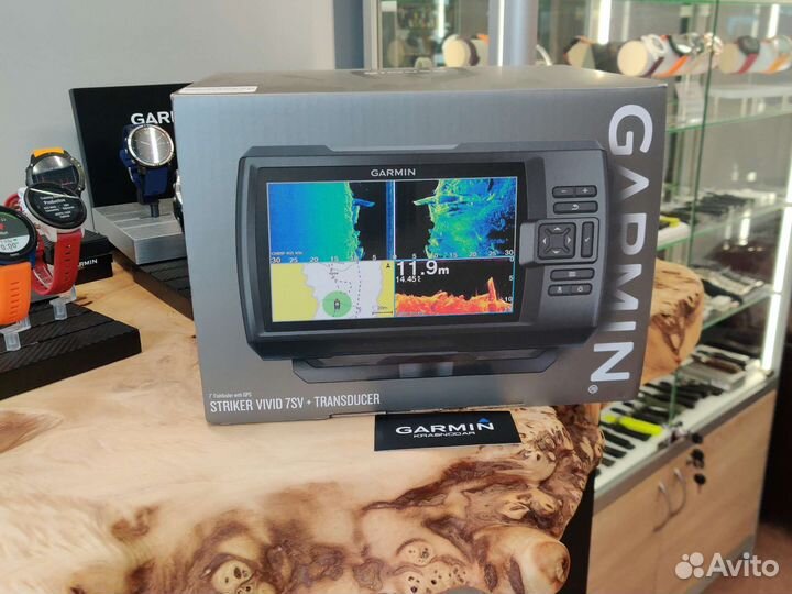 Эхолот Garmin Striker Vivid 7SV + GT52hw-TM