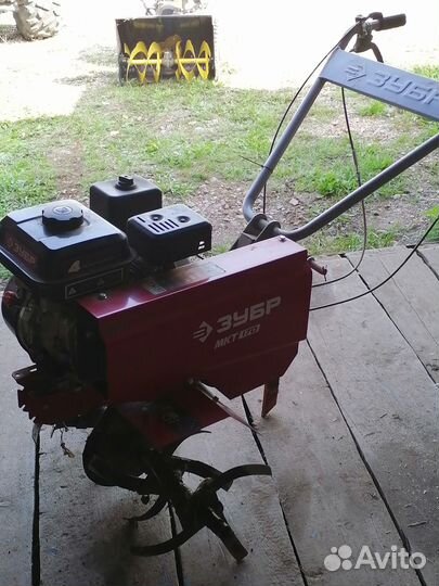 Продам культиватор зубр