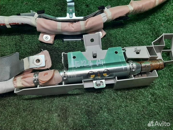 Подушка безопасности (шторка) правая Subaru Fores