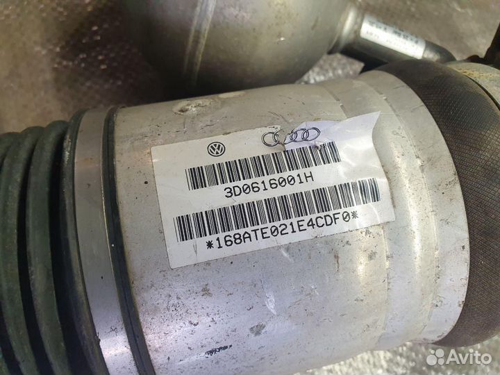 Пневмостойка задняя левая Volkswagen Phaeton 2004