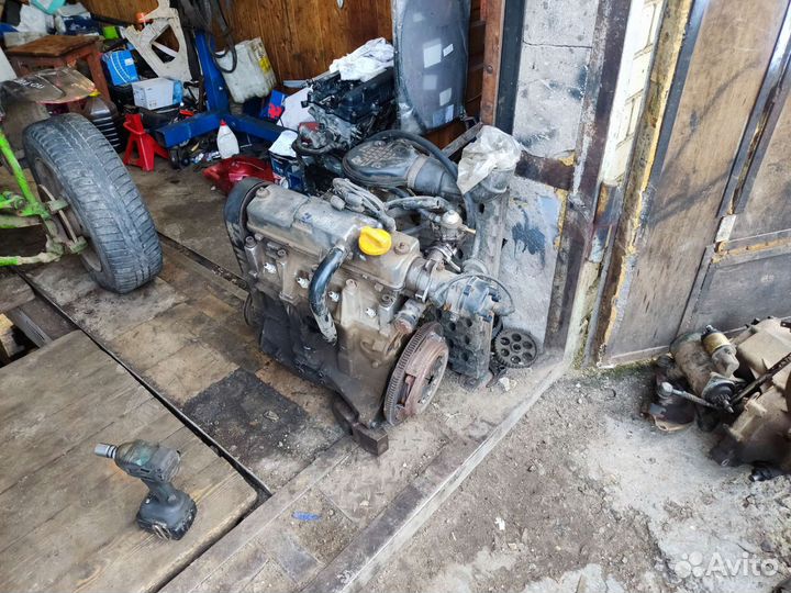 Двигатель ваз 2108