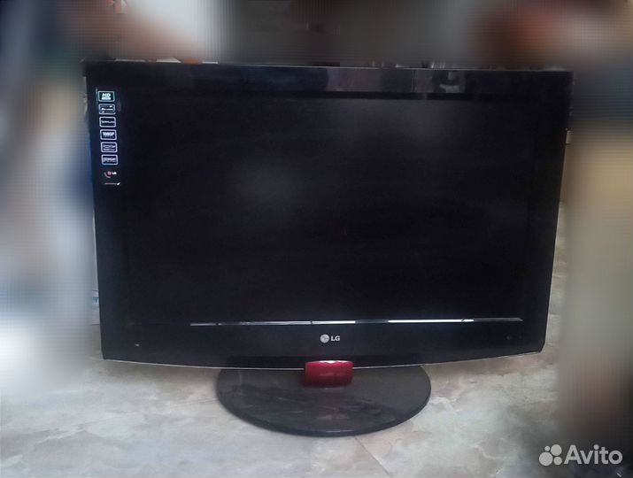 Телевизор бу LG 32 LB75